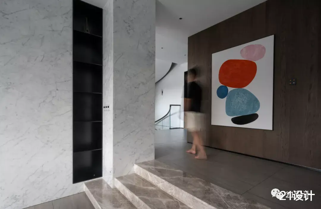 21设计:两栋镜像联排别墅,如何生成1400㎡独栋情景别墅?