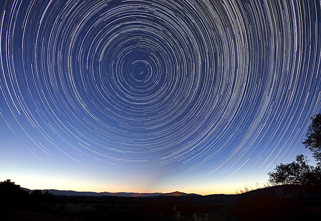 科学家 地球突然加速自转，一天已不到24小时，科学家：人类要负责！