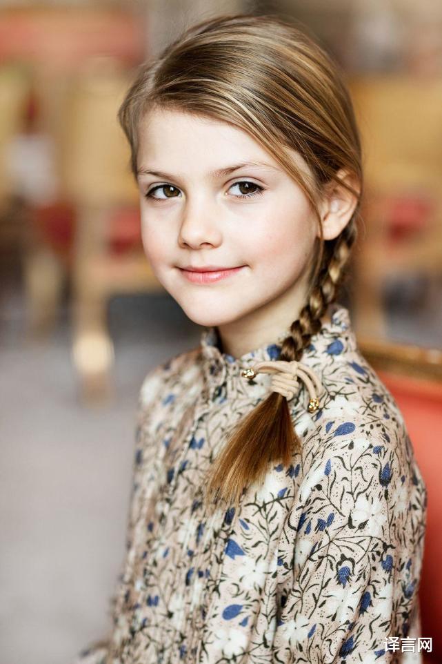 基因逆風翻盤完勝父母，瑞典呆萌小公主已長大，成為“歐洲最美公主”-圖10