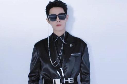 cp粉|肖战王一博代言搞活动一个画虾一个cue百香果，谁需要CP粉一目了然