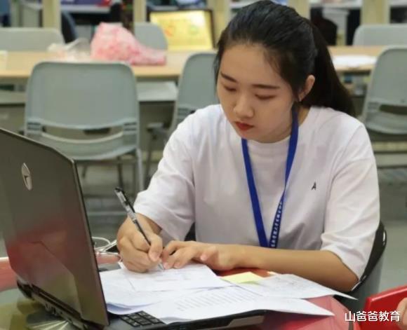 大学|二本生难找工作？这所二本大学毕业生多数进电网，待遇比肩公务员