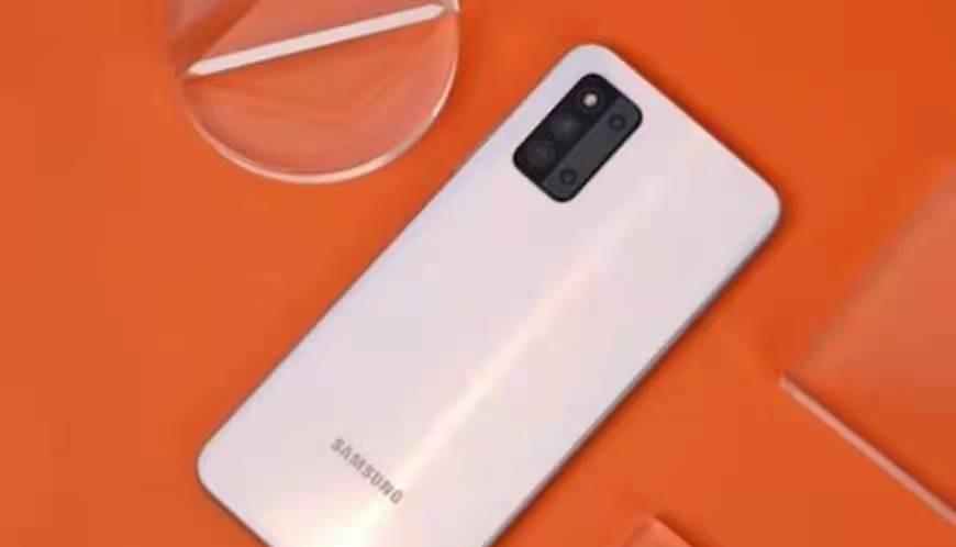 OLED|12+512G! 120Hz+45W，三星6000mAh性价比新机来袭