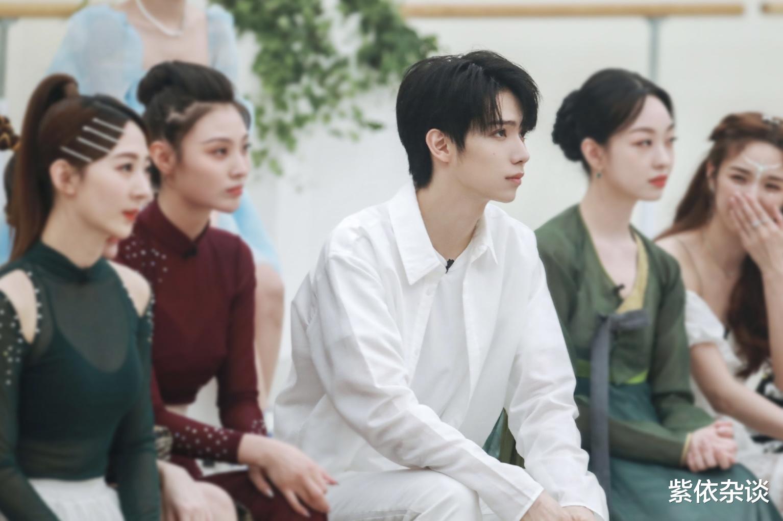 Angelababy|扑得毫无水花的《舞蹈生》到底冤不冤？节目热度全靠佟丽娅和金晨