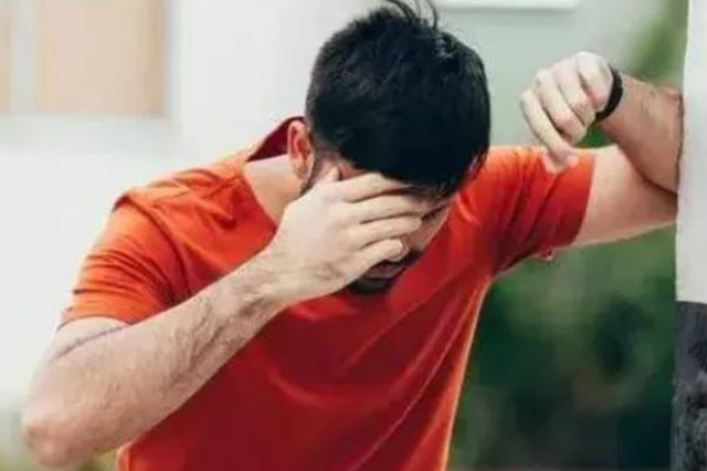 肠胃|长期不吃晚餐的人,除了会变瘦,身体还有哪些影响?