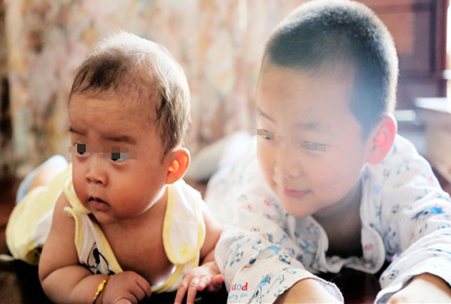 糖果的妈妈|二胎妈妈的选择,为何一边吐槽带娃累,一边义无反顾生二胎?