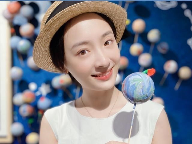 孙铱|怀孕女星哭诉孕期经历,被老公嫌弃胸下垂,变胖!眼圈通红惹人怜