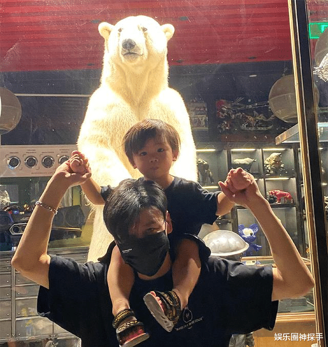 蔡少芬|蔡少芬46岁生三胎，2个女儿颜值曾被吐槽，2岁儿子却很帅气