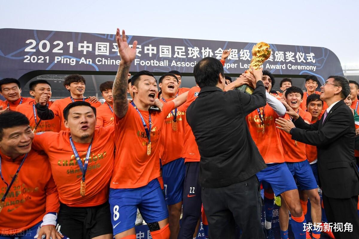 蒙克|阿兰、蒋广太还在广州队，中国球员加盟桑托斯，泰山比海港有优势