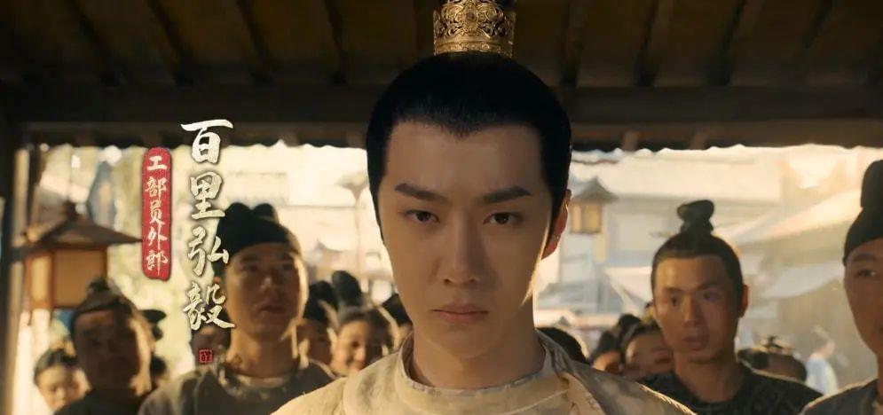 王一博|一扮古装颜值就下降，王一博新剧长脸、大鼻头引热议