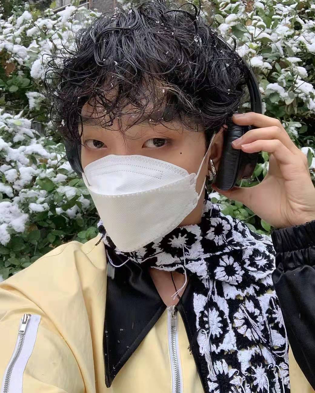 发型|锡纸烫已经“失宠”，羊毛卷、黑人烫、狼尾式火了，炸街发型上线