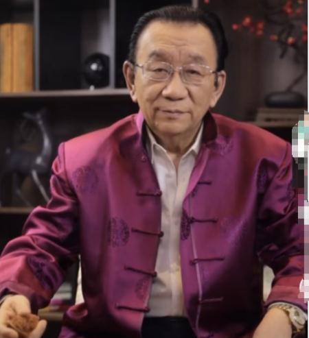 周震南|相声大师侯耀华近况曝光，改说评书讲国学，73岁风采不减当年