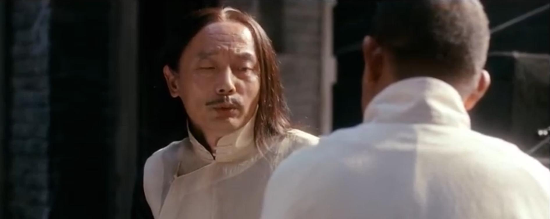 一只麦兜 想站着把钱挣了的姜文,这回还是跪下了