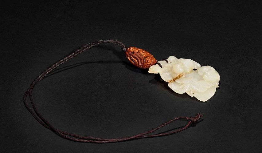 鼻烟壶|别戴大金项链子了，中国男人传统的几大首饰是这些！