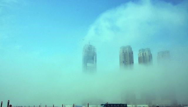 何沐青谈|?广东海域出现2艘巨轮，是平行时空还是海市蜃楼？其实都错了