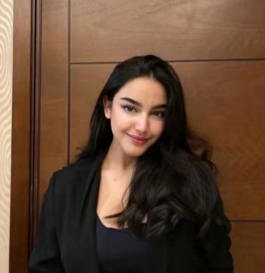 |23岁女星自毁前程,跑酒店赚外快被捕,每次三千万“身价”不菲