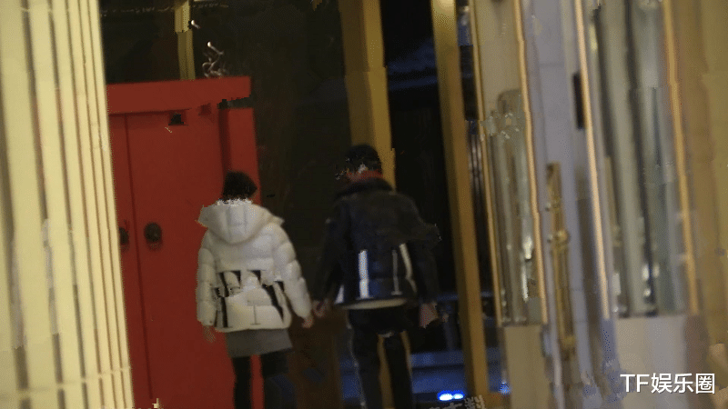 李云迪|李云迪涉嫖娼被拘,大艺术家也走纯狱风,网友:看守所春晚热闹了