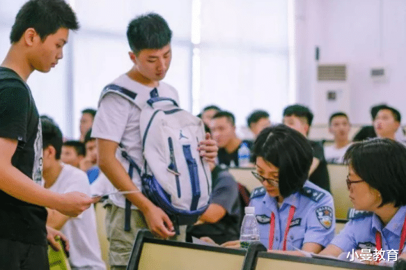 警察|2021高考生想报警校，需要满足几个硬性条件，考生要提前了解