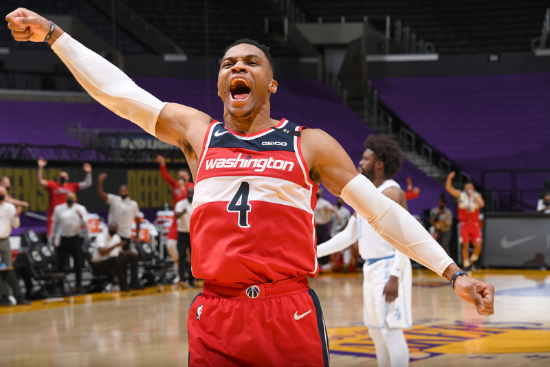 籃網(wǎng)隊|官宣！火箭連續(xù)召回2人，籃網(wǎng)喜獲“小卡佩拉”，湖人舊將遭哄搶