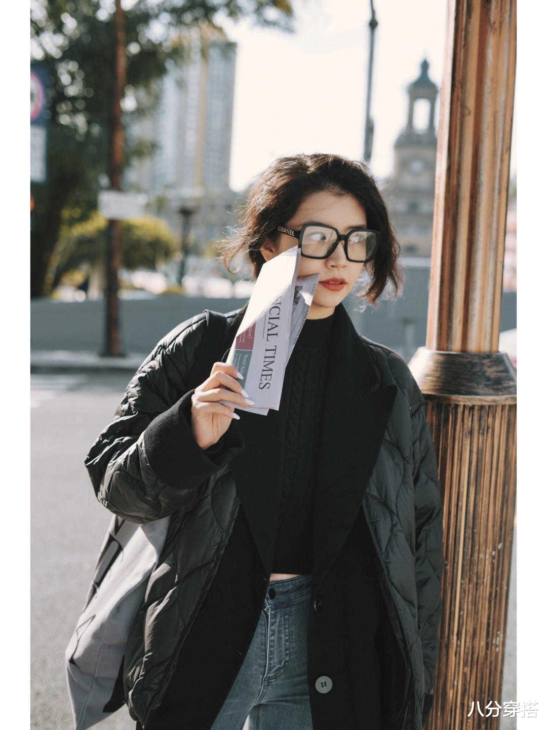 八分穿搭 别再选基础款羽绒服了！西装+羽绒服拼接设计才是真时髦，还暖和