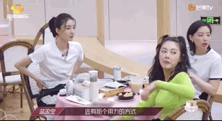 郭麒麟|郭麒麟拒绝求爱，当众撕破脸皮：郭德纲，你怎么养的儿子？