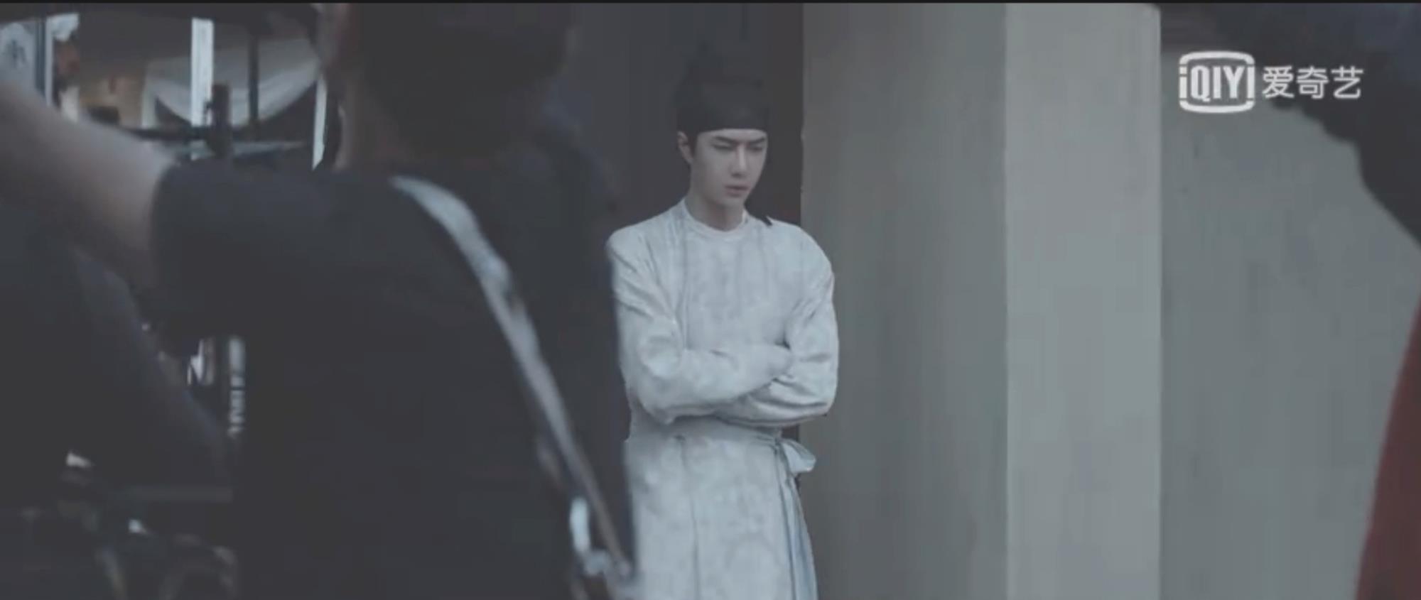 街拍|王一博的表演有种钝感力，演员有想法，角色才有灵魂