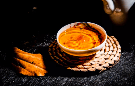 鸡蛋|鸡蛋是肺病的“发物”?呼吸科医生:不想肺脏“烂如渔网”,4种食物趁早忌口