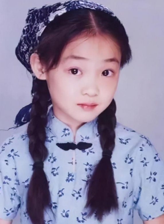 齐如意|她6岁“为母还债”，凭演哭戏一夜成名，今24岁判若两人不敢认