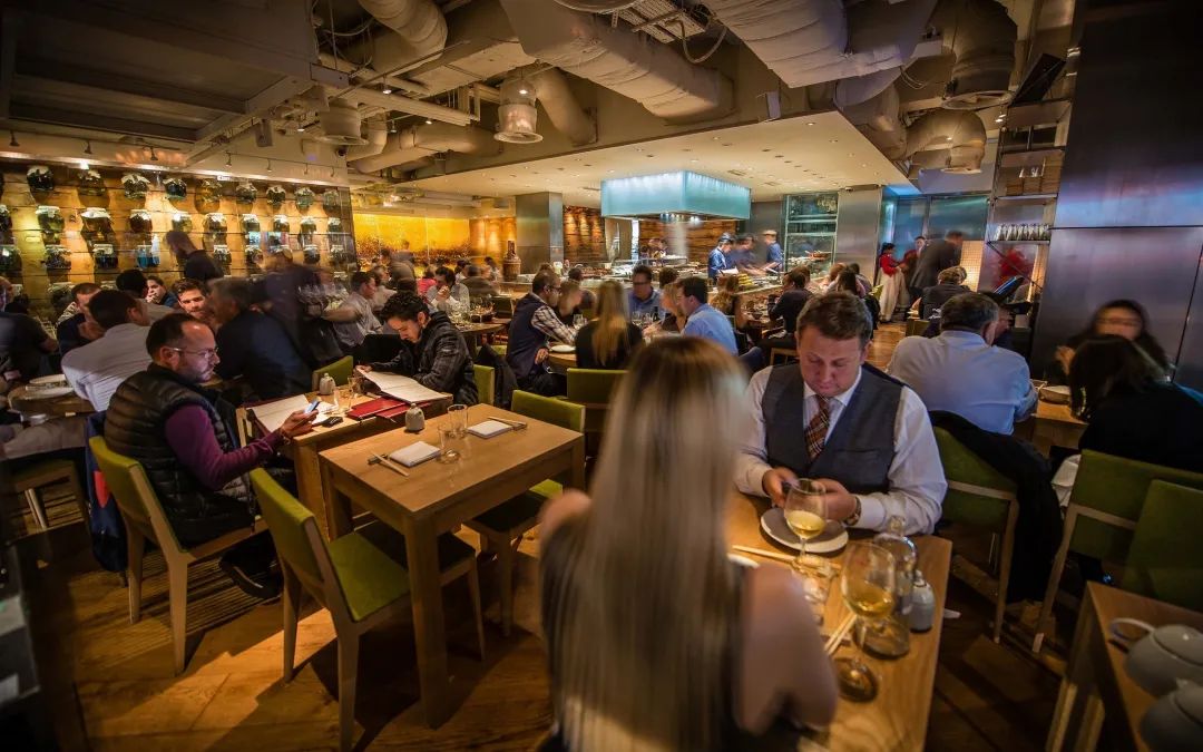 科学家 欧洲著名“通灵”科学家，往返阴间，预言生死，震惊瑞典女王！