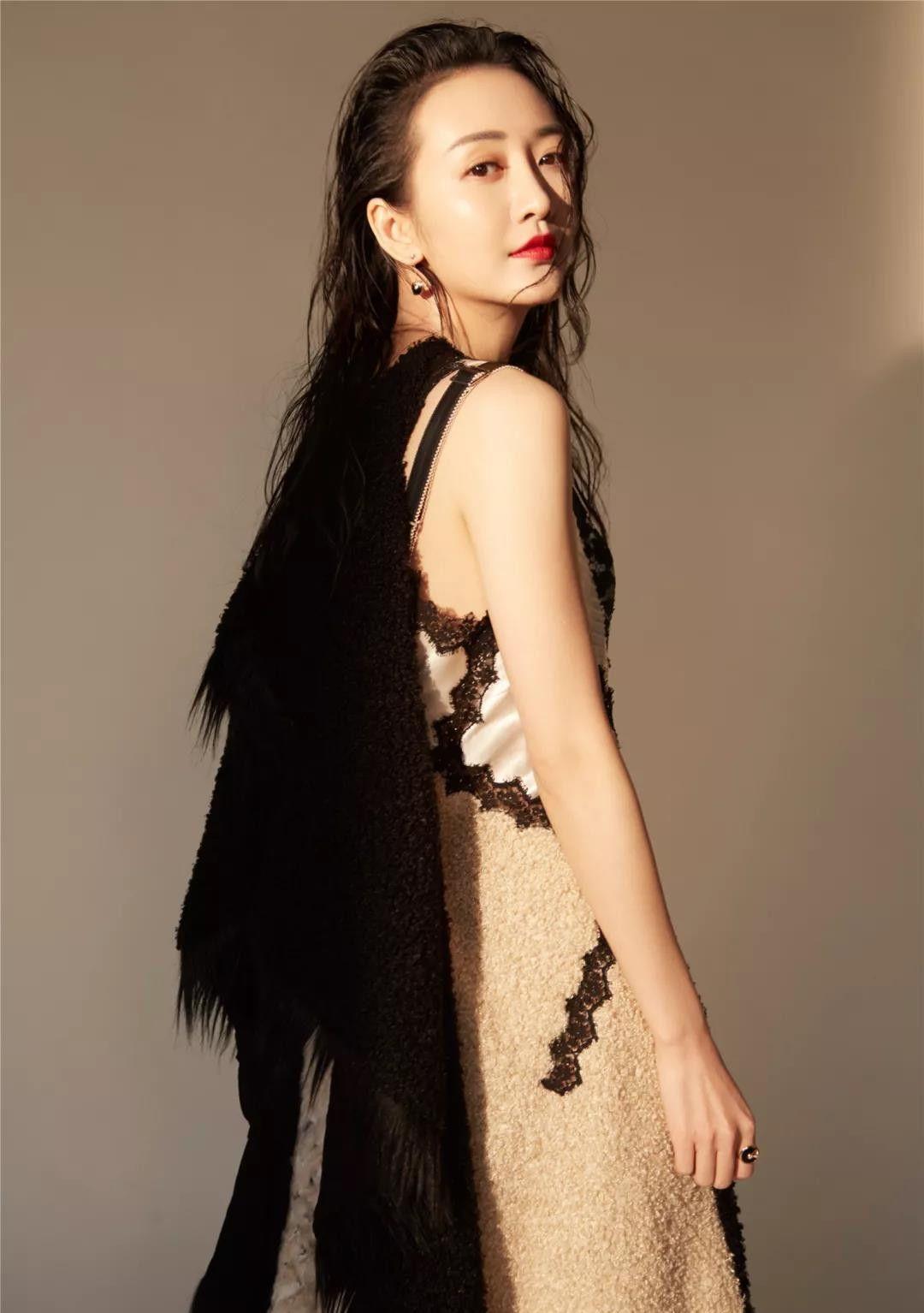 王鸥|王鸥，39岁至今单身的她，美出新高度