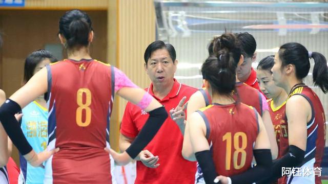 王宝泉|半路杀出个“程咬金”，中国女排新任主帅人选再起波澜