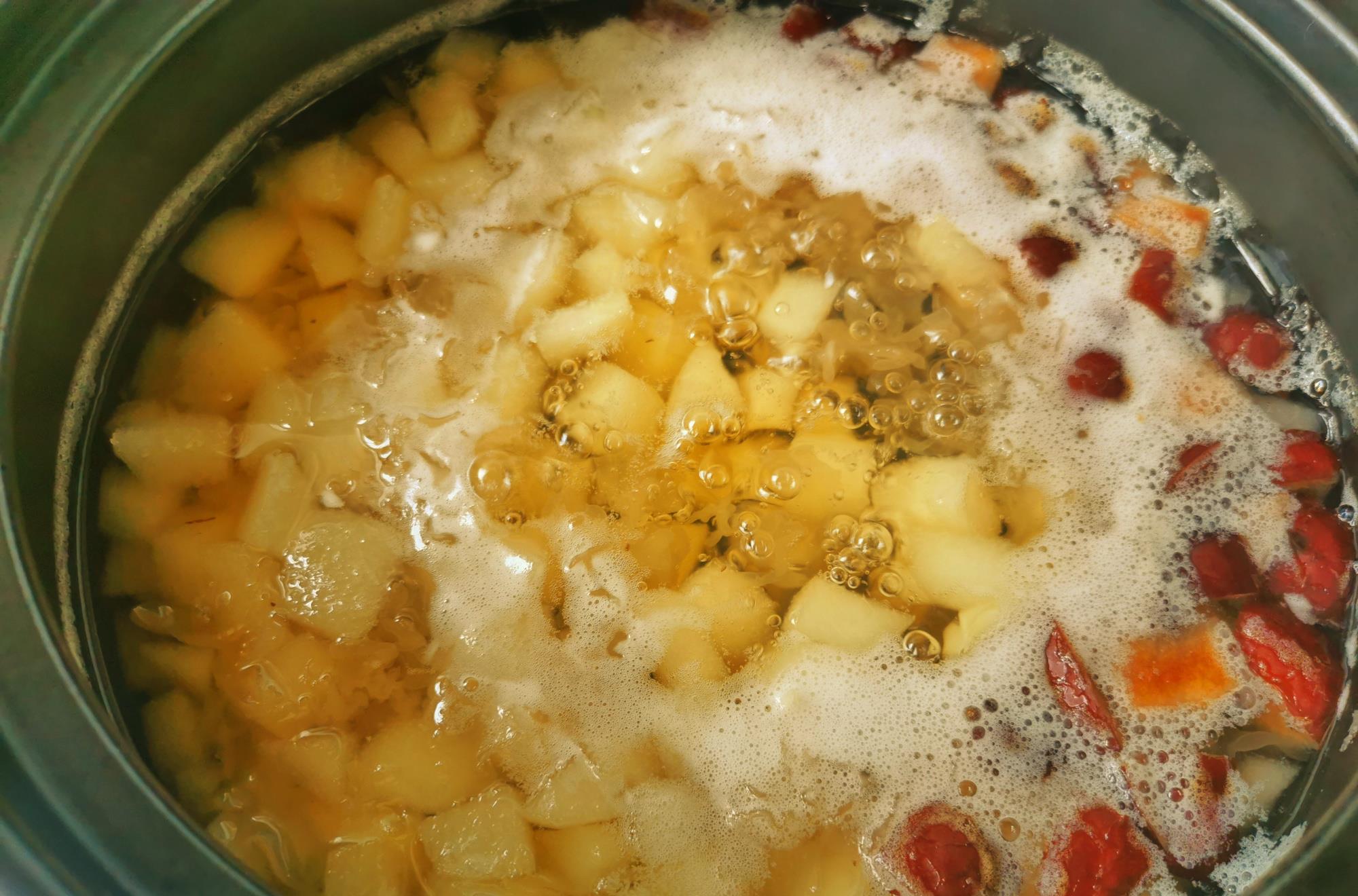 银耳|立秋后，喝豆浆牛奶不如喝它，清热去火降秋燥，一天一碗超滋润