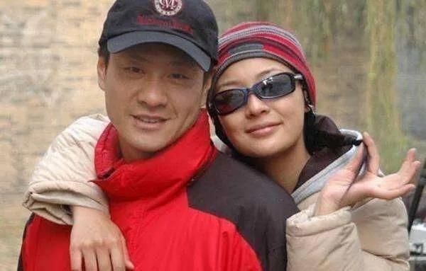 马嘉祺|刘威：与何晴同居5年被抛弃，甩小24岁杨若兮，闪婚化妆师