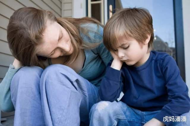 虎妈潘潘|4岁女孩背不出作业,妈妈狂扇自己,内疚式教育究竟有多可怕?