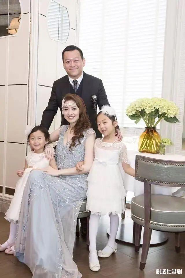 徐淑敏|被赞旺夫！TVB前港姐由屋邨出身到嫁入豪门，生三个女儿变女强人