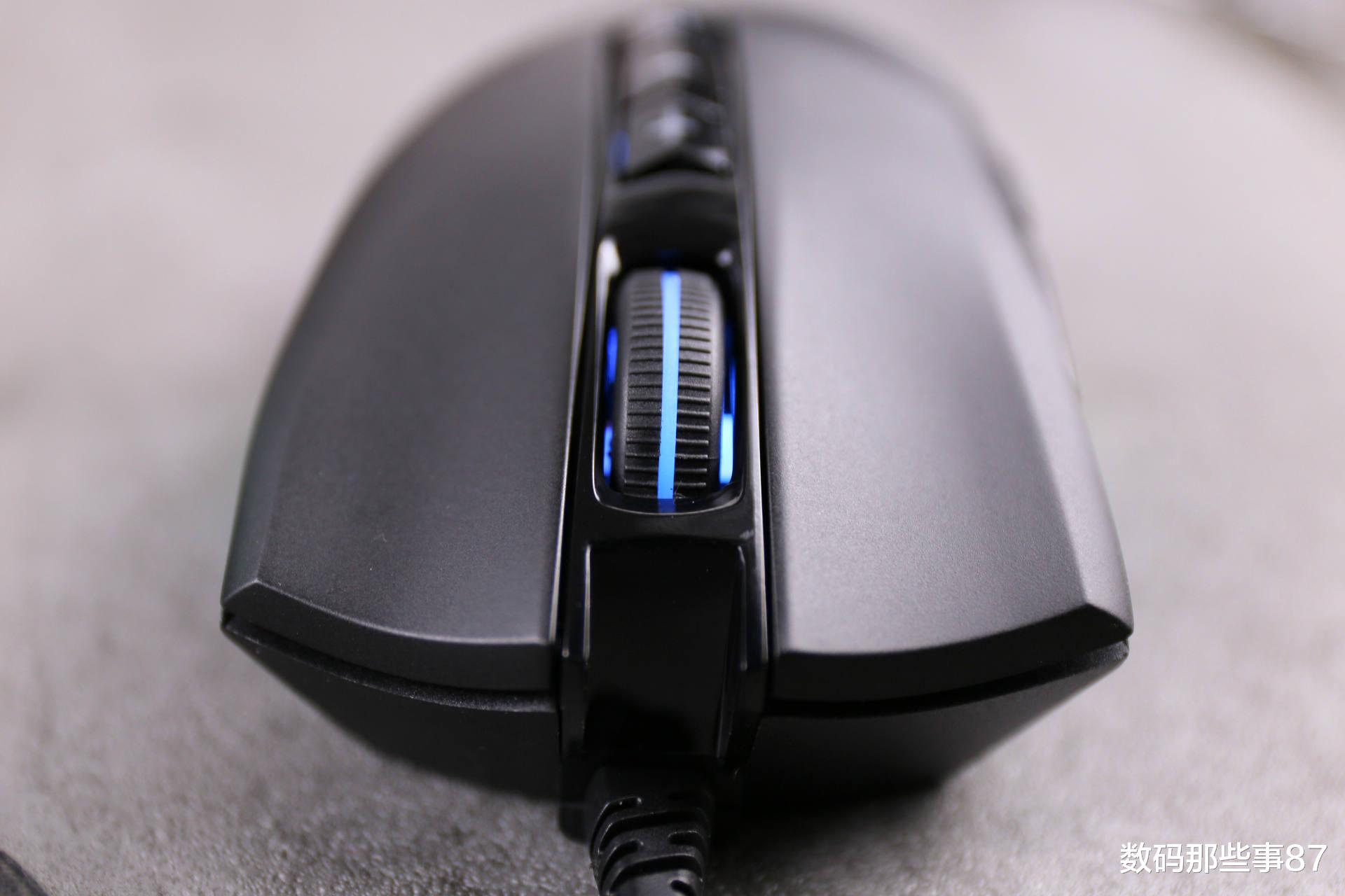 龙芯|老牌电竞厂商制造值得信赖，血手幽灵ES9 Pro评鉴