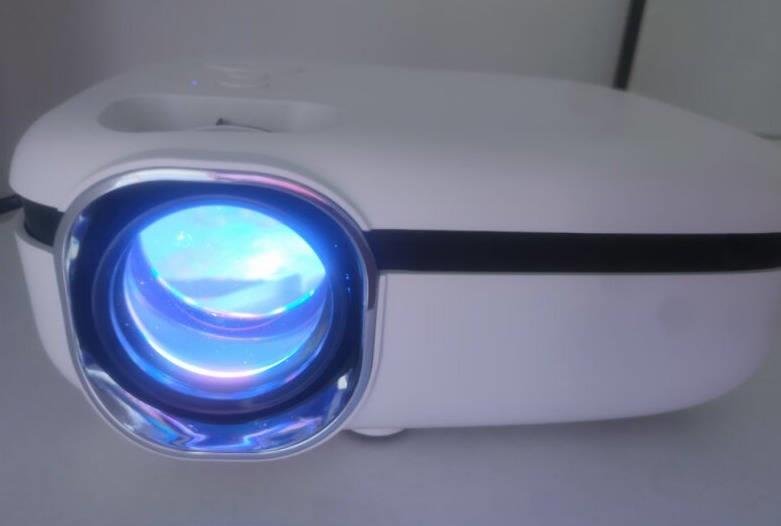 投影儀|先奇手機投影儀支持無線投屏，輕松看劇快樂翻倍