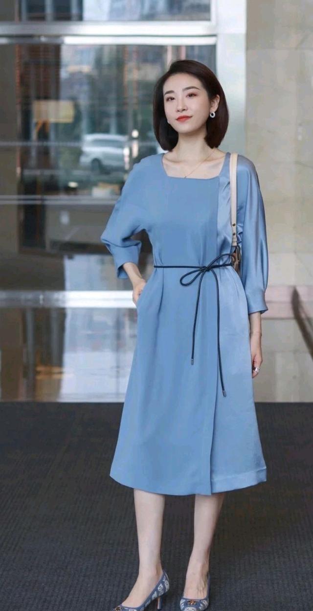 |通勤穿搭不能太随意,记住这3个“穿搭法则”,秒变职场女王