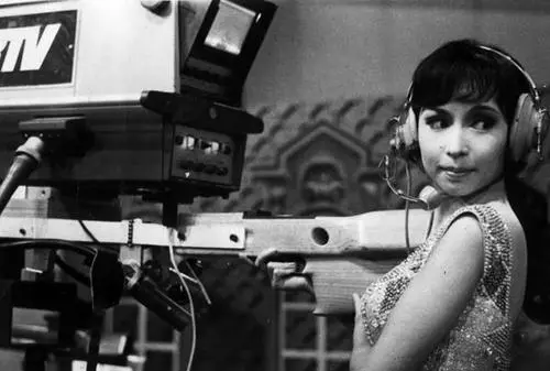 狄娜|香港第一女艳星的裸戏，是被偷拍的