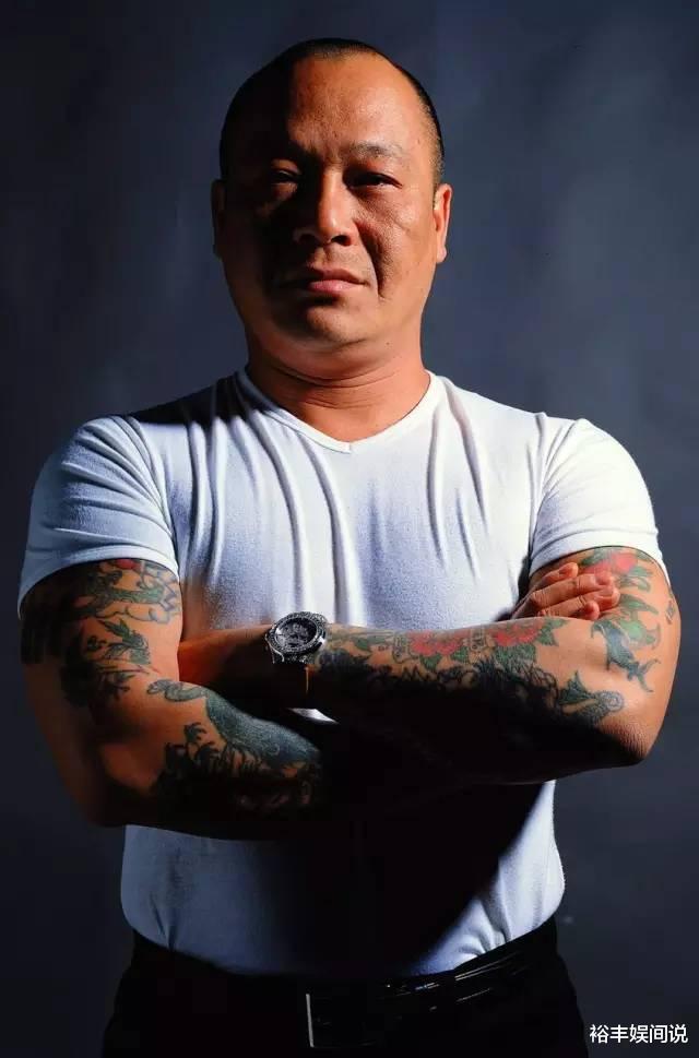 吴志雄|四位“江湖大佬”聚餐！吴志雄地位最低，“社团郑伊健”罕有现身