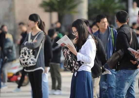 招聘|“铁饭碗”工作难找，这些岗位稳定又体面，入职门槛也没那么高