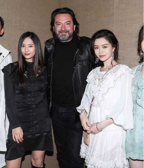 刘亦菲|都是一字眉惹的祸！当新版“王语嫣”换上柳叶眉，美貌不输刘亦菲