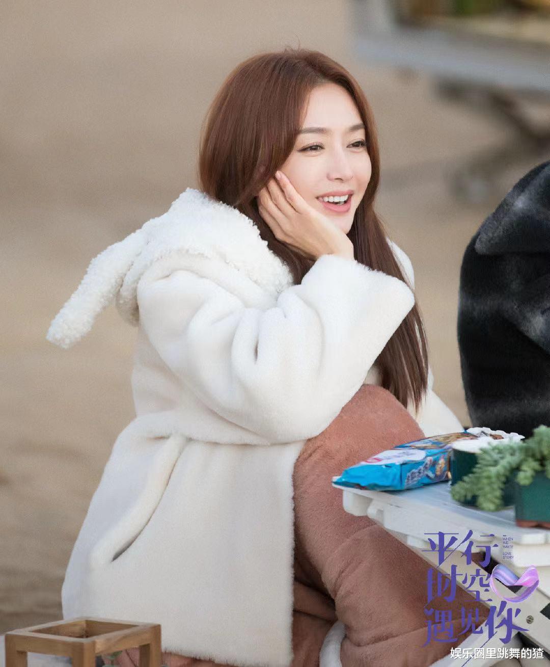 秦岚|中年女明星有多拼！42岁秦岚腰围仅57厘米，一年护肤费需要6位数