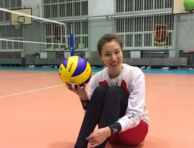 李颖|李颖点评中国女排：论及个人实力，除朱婷外其他人并不具备优势！