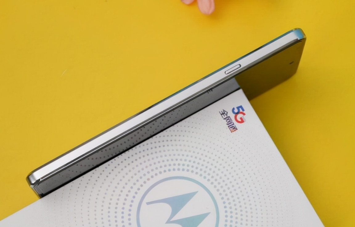 进阶|摩托罗拉edge轻奢版体验:不只轻薄机身,也有惊艳的拍照