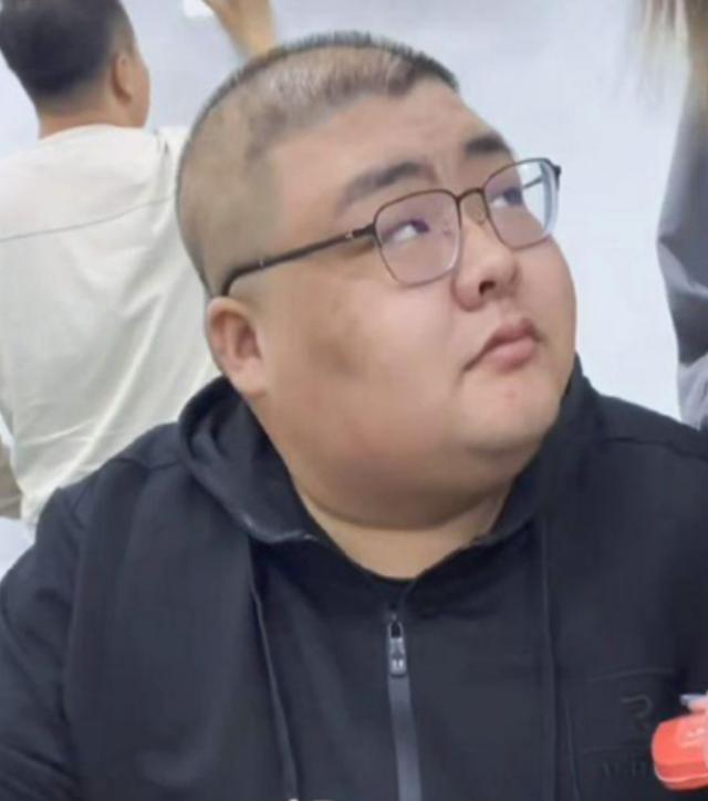 短视频|受泡泡龙去世的影响,浪味仙选择“转行”,看到新职业:没搞错?