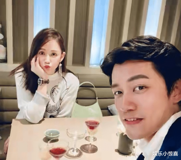 陈乔恩|42岁陈乔恩出院后晒照，眼睛凹陷满脸憔悴，眉毛黑又粗像蜡笔小新