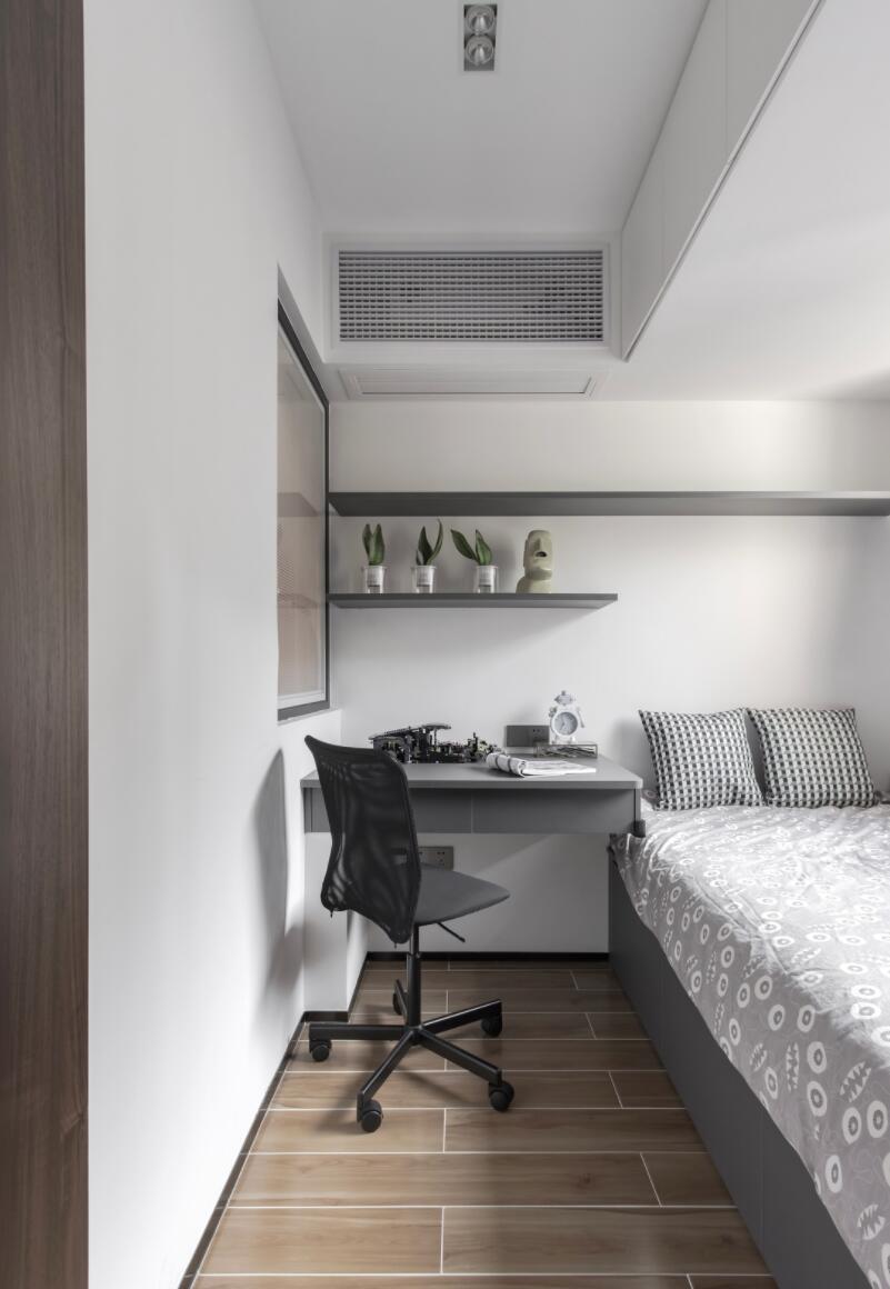 小拾谈装修 一家六口自律的生活:全屋干净整洁,色彩高级大气,太清爽了