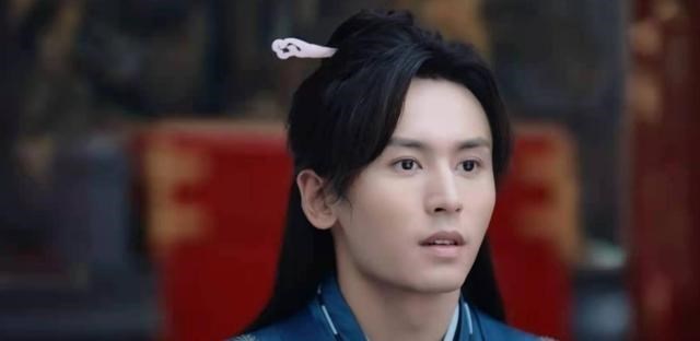 胡小小乖|疑似王佩雯闺蜜晒图打脸张哲瀚，两人年初已订婚，男方目前未回应