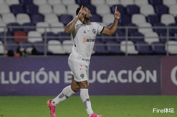 胡尔克|胡尔克又进球了！暴力世界波带走胜利，离开中超后，19场10球2助