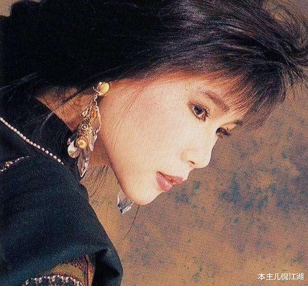 粉红色的回忆|凭《粉红色的回忆》爆红,28岁嫁给粉丝,韩宝仪为何销声匿迹了?